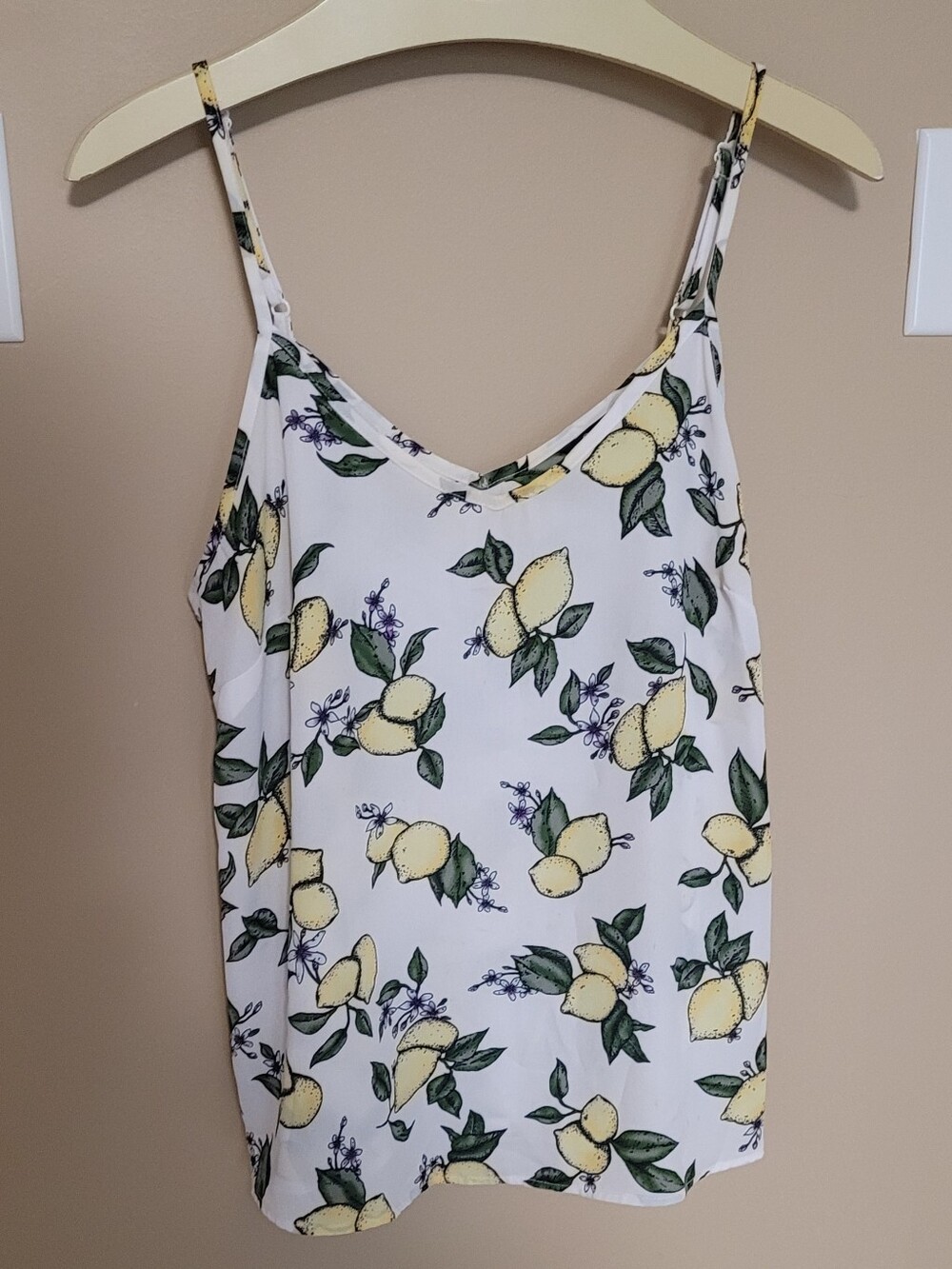 💚10 for $10💚 Bundle and save Lemon-Print Spaghetti Strap Camisole